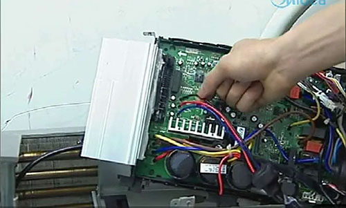 五常美的空调电话是多少